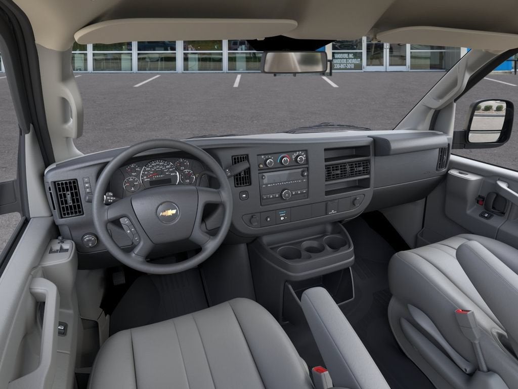 2026 Chevrolet Express Cutaway 3500 1WT