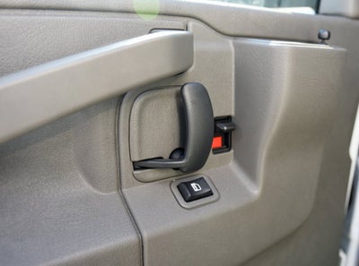 2024 Chevrolet Express Cutaway 3500 1WT