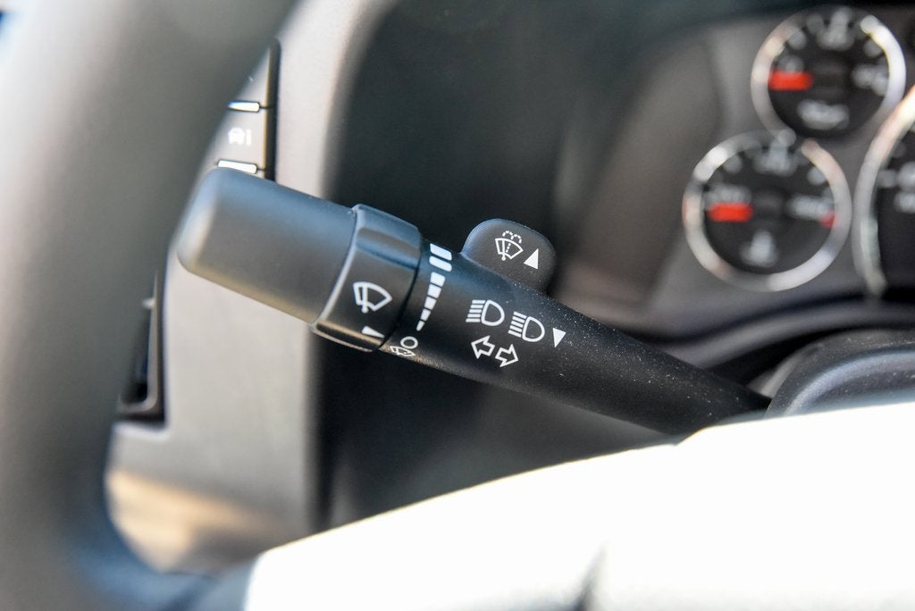 2024 Chevrolet Express Cutaway 3500 1WT