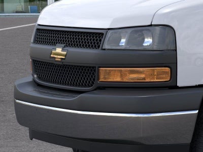 2025 Chevrolet Express Cutaway 3500 1WT