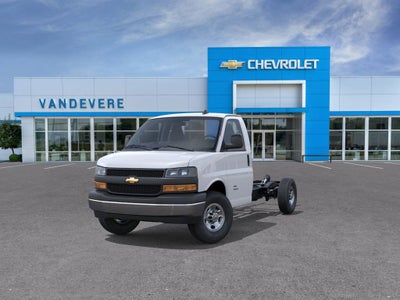 2025 Chevrolet Express Cutaway 3500 1WT