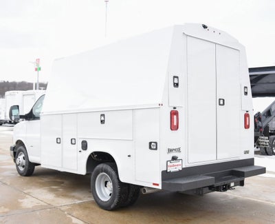 2025 Chevrolet Express Cutaway 3500 1WT