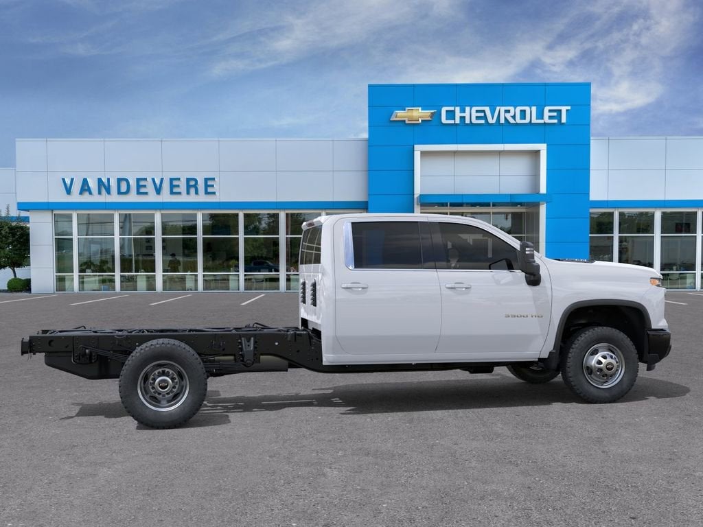 2026 Chevrolet Silverado 3500 HD Chassis Cab Work Truck