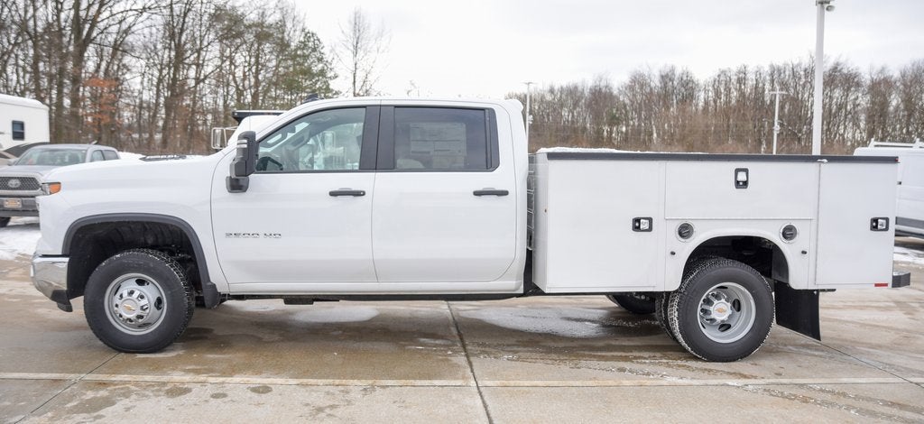 2025 Chevrolet Silverado 3500 HD Chassis Cab Work Truck