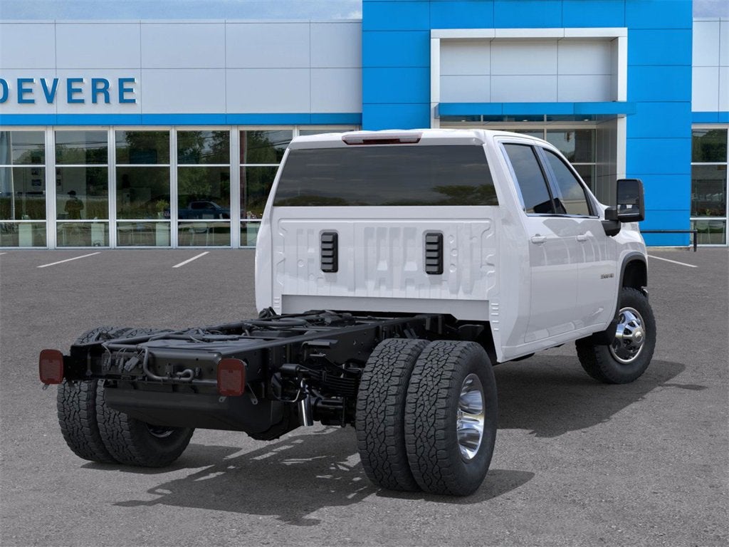 2026 Chevrolet Silverado 3500 HD Chassis Cab LT