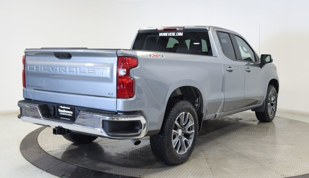 2025 Chevrolet Silverado 1500 LT (2FL)