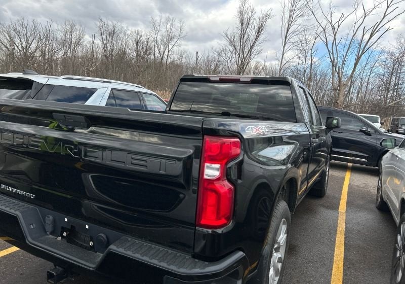 2020 Chevrolet Silverado 1500 Custom