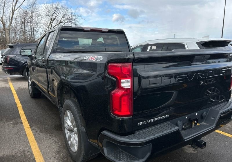 2020 Chevrolet Silverado 1500 Custom