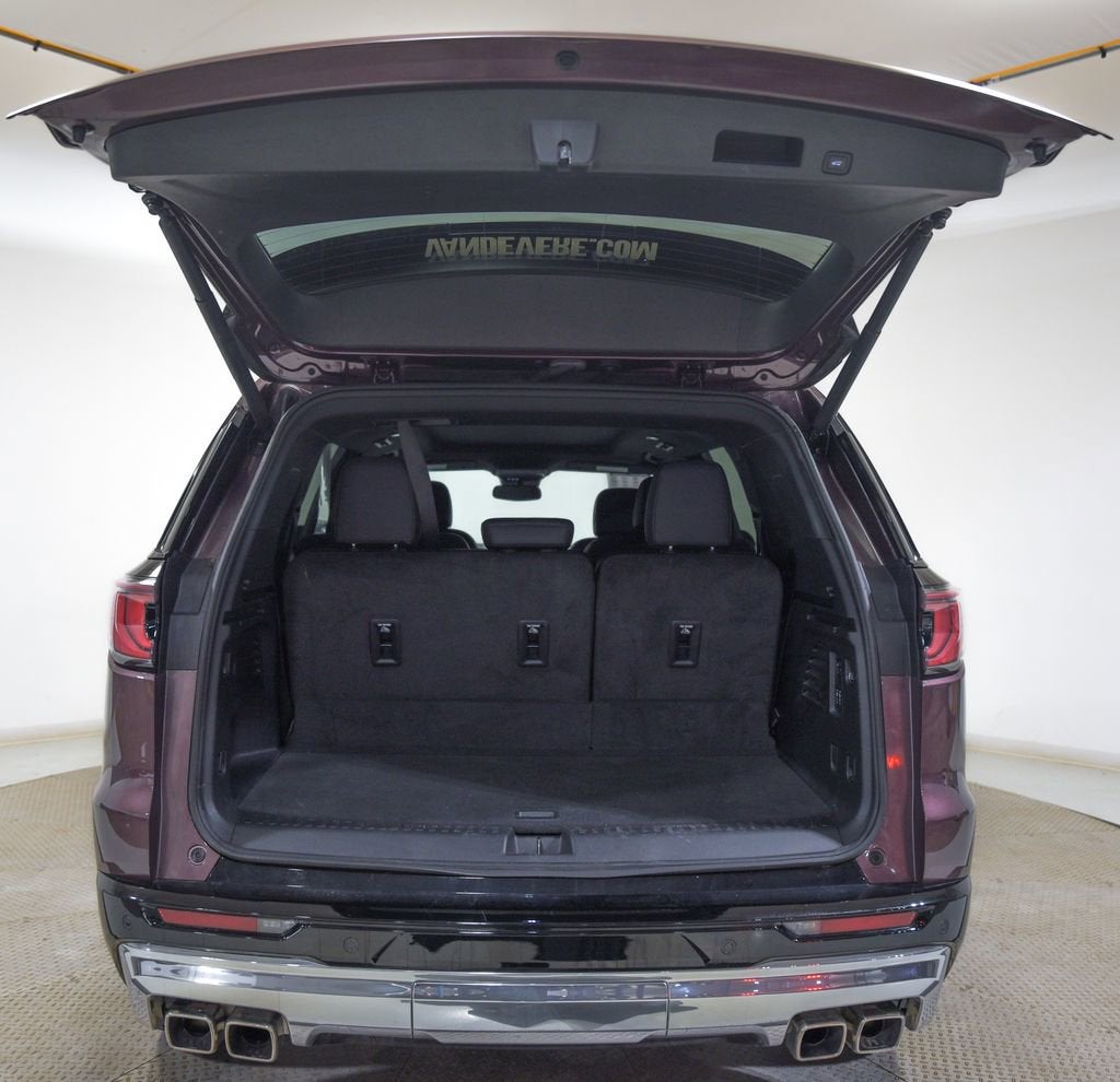 2024 GMC Acadia Denali