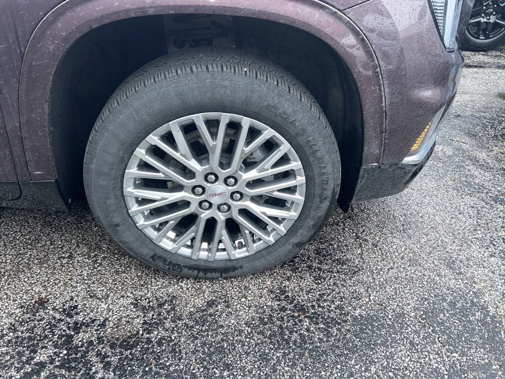 2024 GMC Acadia Denali