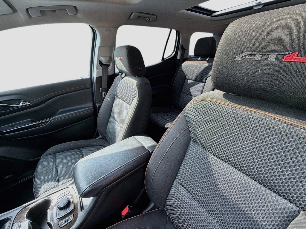 2020 GMC Acadia AT4
