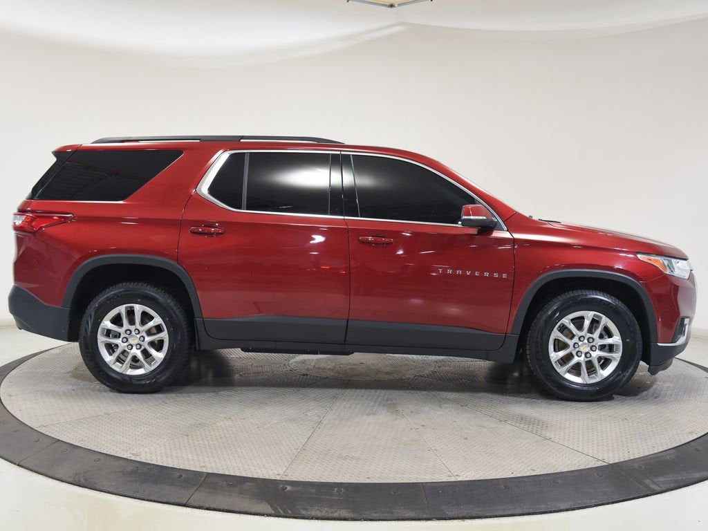 2021 Chevrolet Traverse LT Cloth