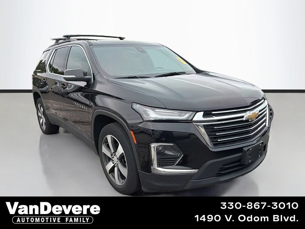 2023 Chevrolet Traverse LT Leather