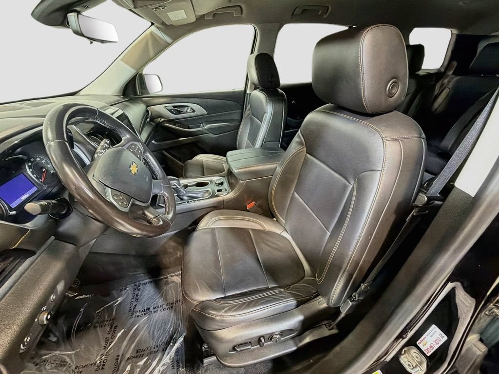 2021 Chevrolet Traverse LT Leather