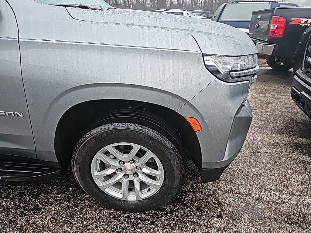2024 Chevrolet Suburban LT