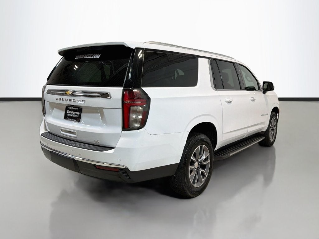 2022 Chevrolet Suburban LT