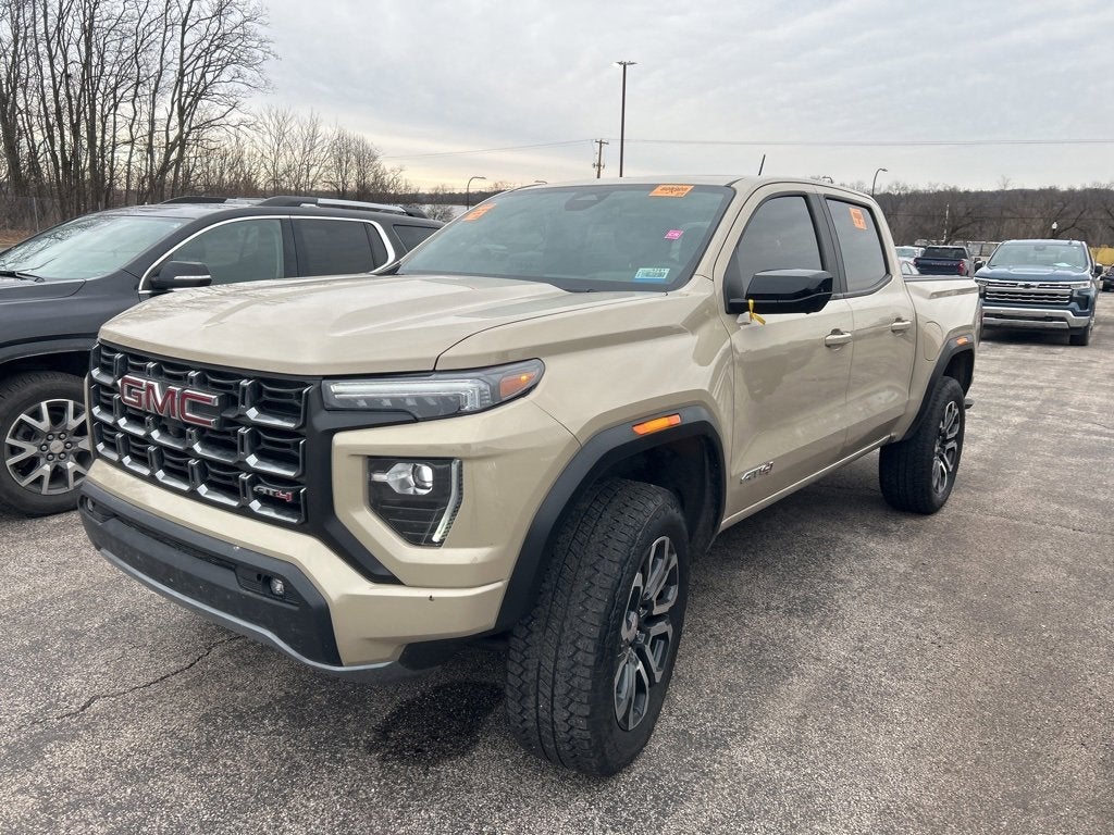 2024 GMC Canyon AT4