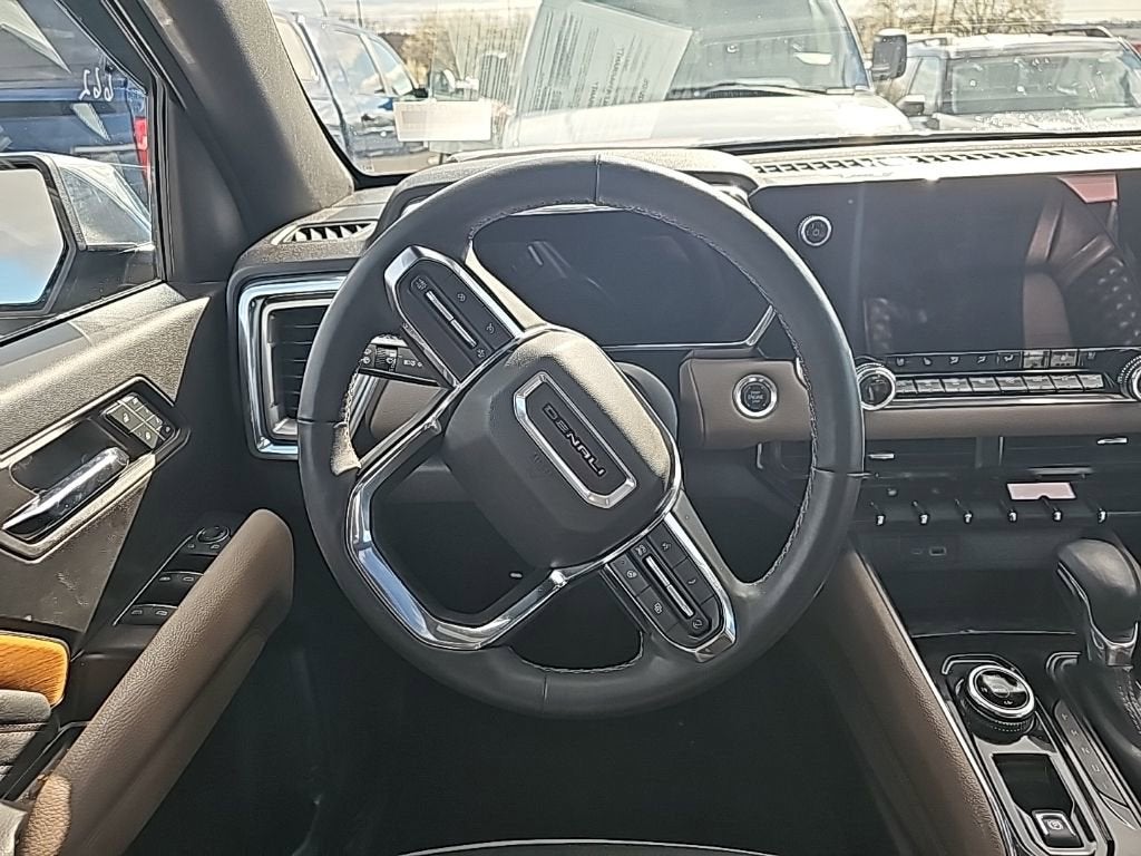 2024 GMC Canyon Denali