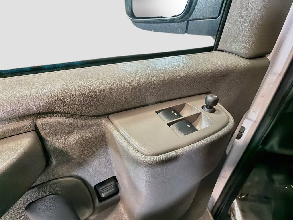 2025 GMC Savana Cargo Work Van