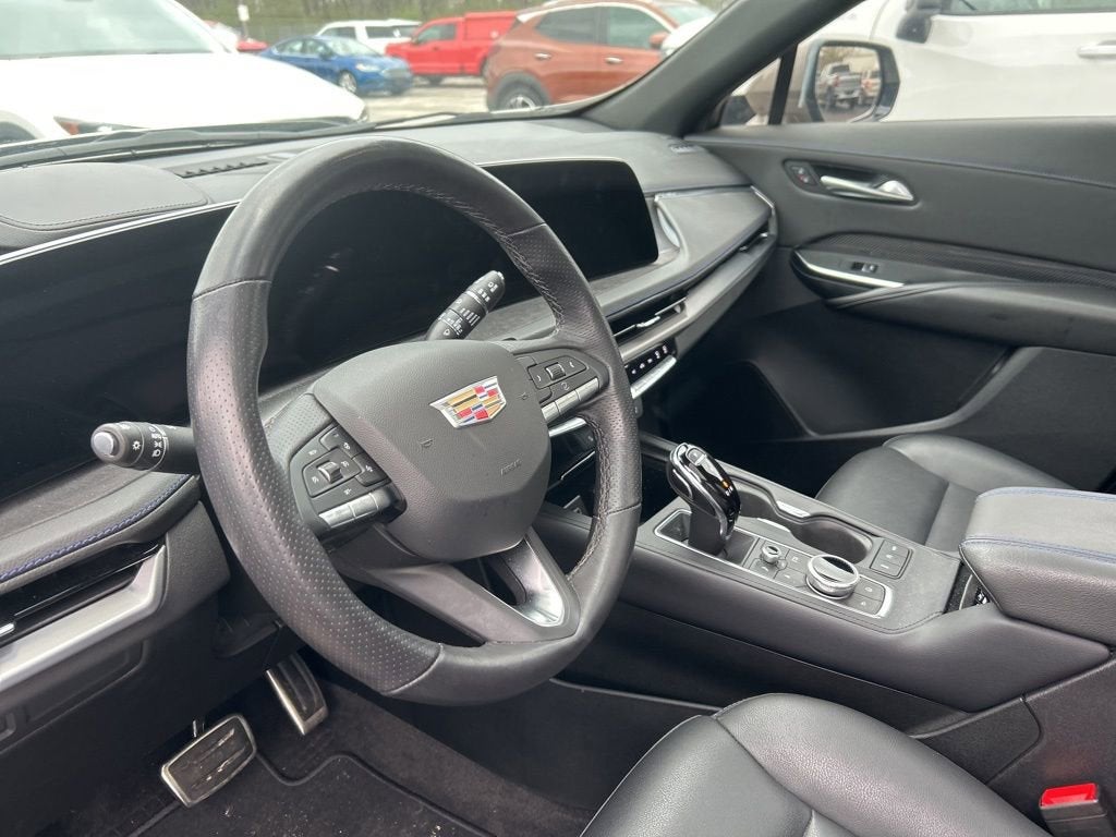 2024 Cadillac XT4 Sport