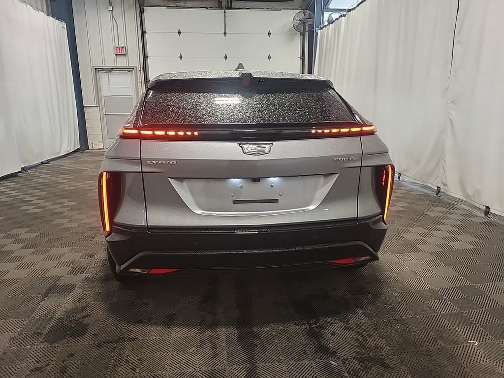 2024 Cadillac LYRIQ Sport 2