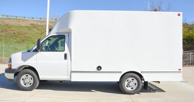 2025 Chevrolet Express Cutaway 3500 1WT