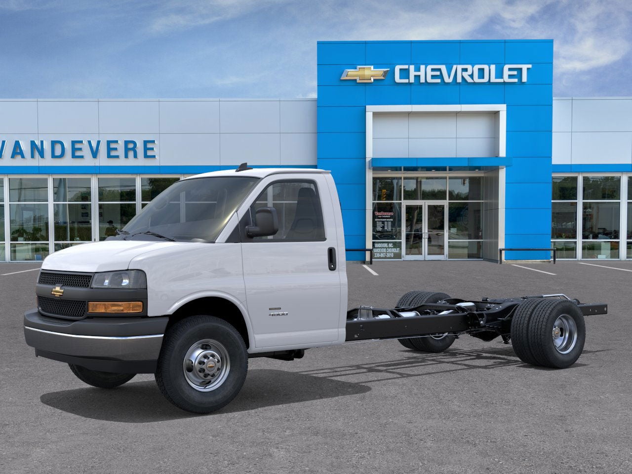 2025 Chevrolet Express Cutaway 3500 1WT