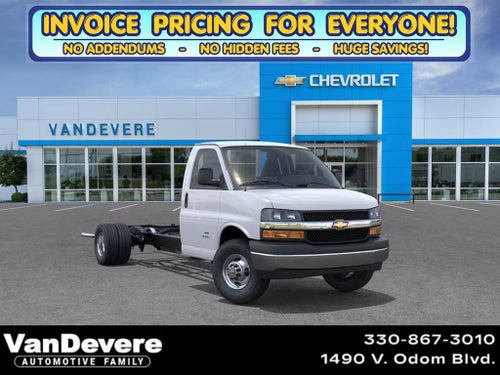 2026 Chevrolet Express Cutaway 3500 1WT