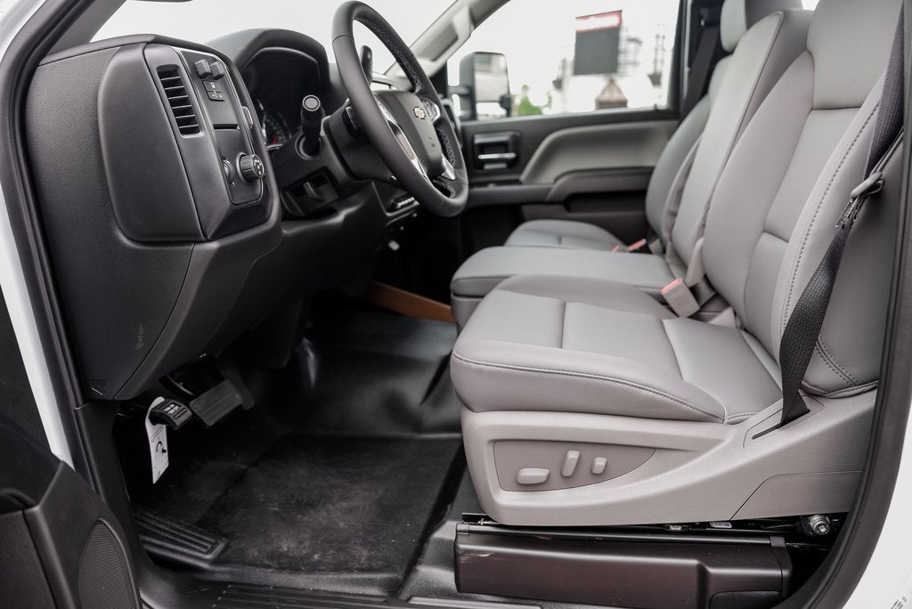 2024 Chevrolet Silverado 6500 HD Work Truck