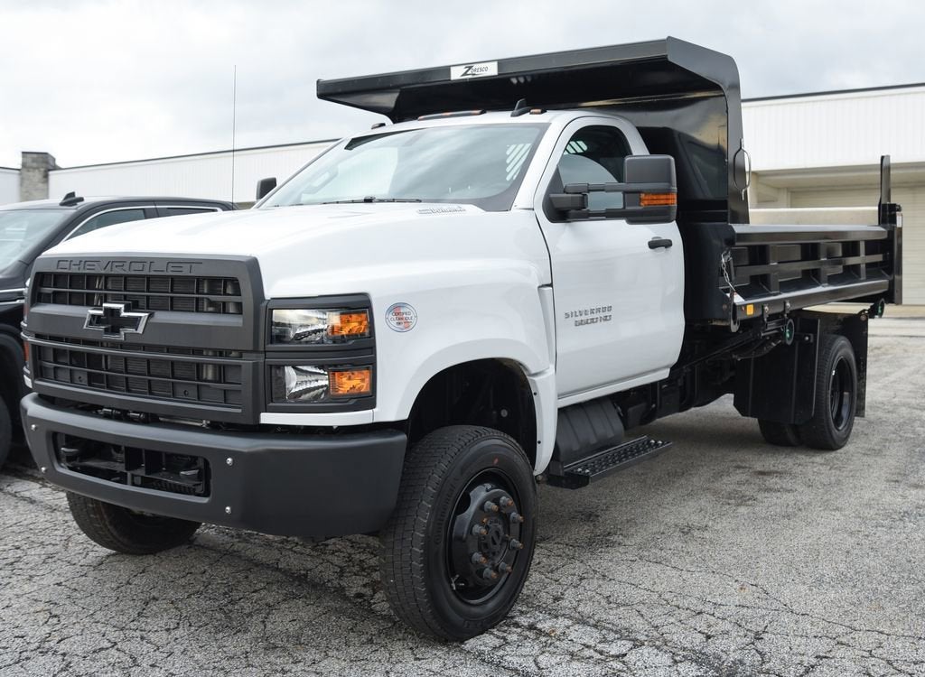 2023 Chevrolet Silverado 5500 HD Work Truck