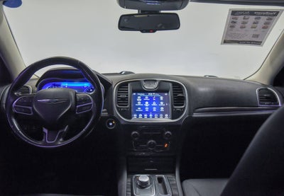 2019 Chrysler 300 Touring