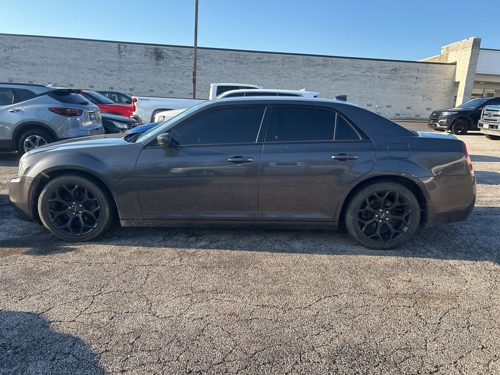 2019 Chrysler 300 Touring