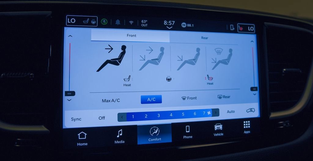 2025 Chrysler Pacifica Select