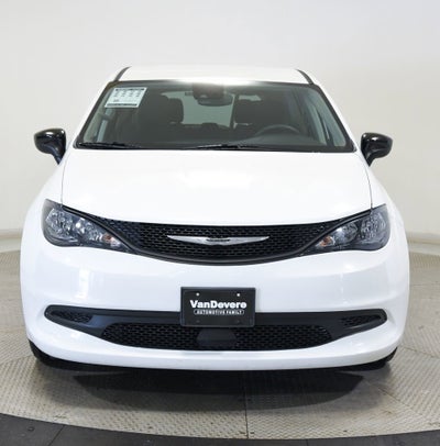 2024 Chrysler Voyager LX