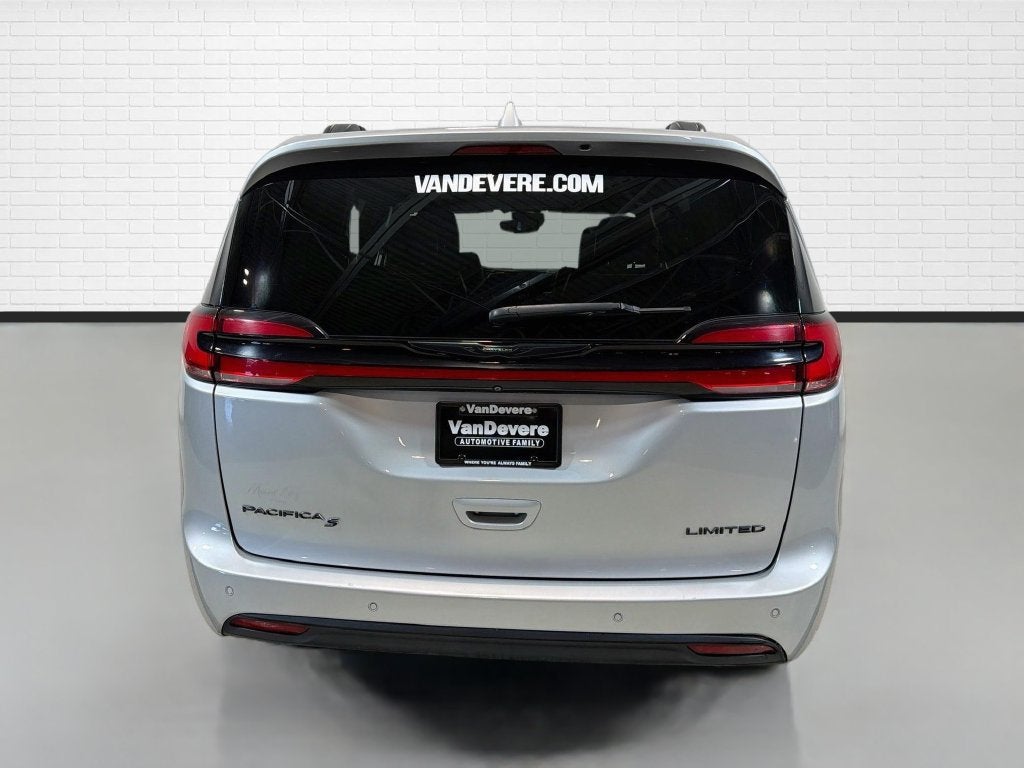 2022 Chrysler Pacifica Limited