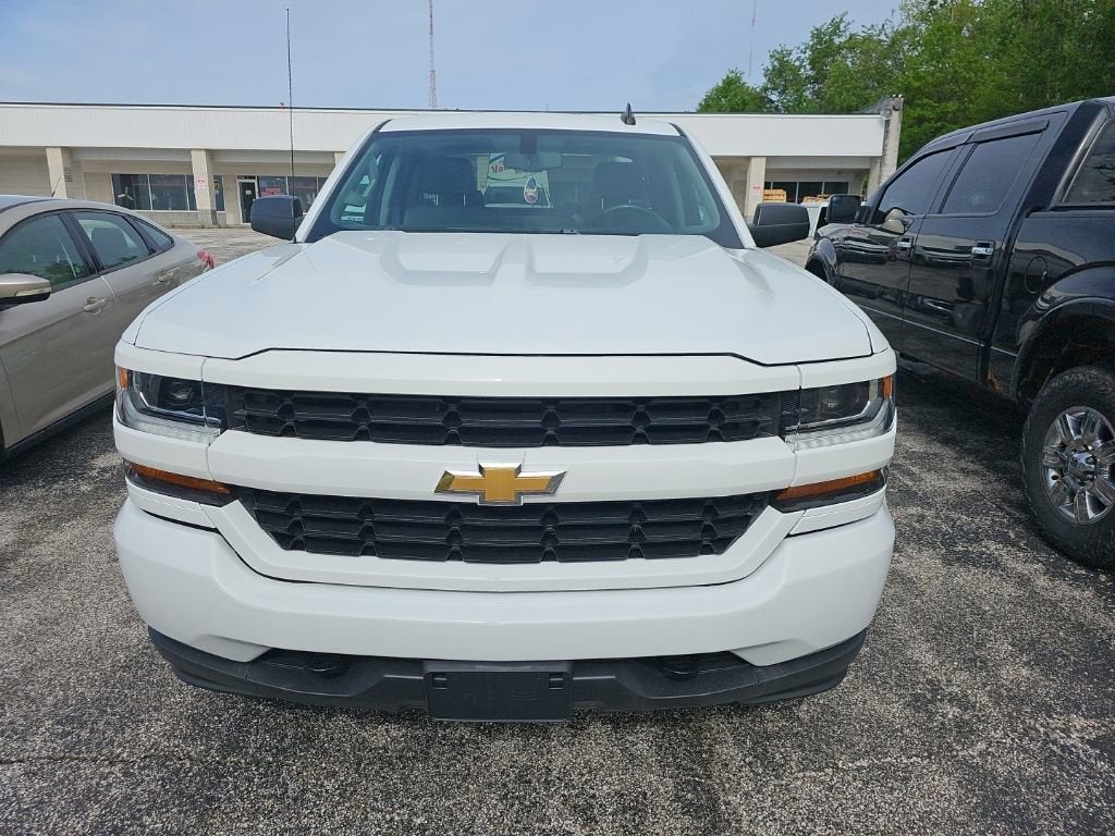 2019 Chevrolet Silverado LD Custom