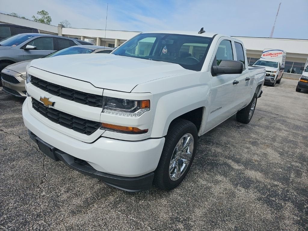 2019 Chevrolet Silverado LD Custom
