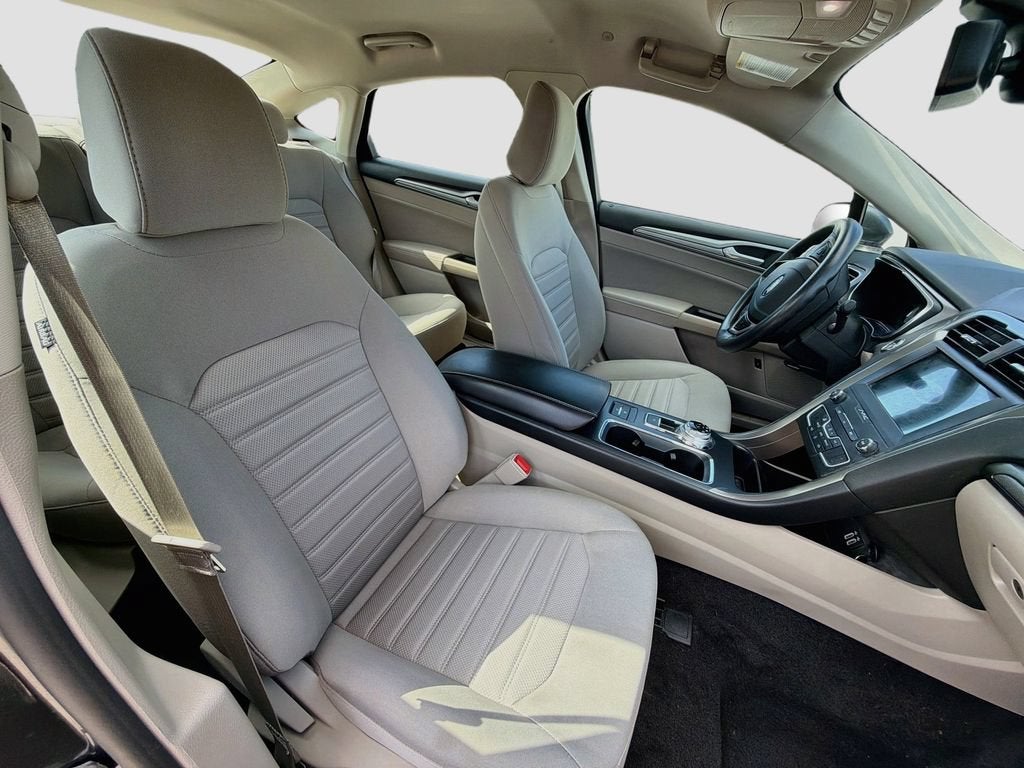 2020 Ford Fusion Hybrid SE
