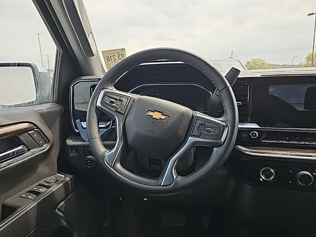 2024 Chevrolet Silverado 1500 LT (2FL)