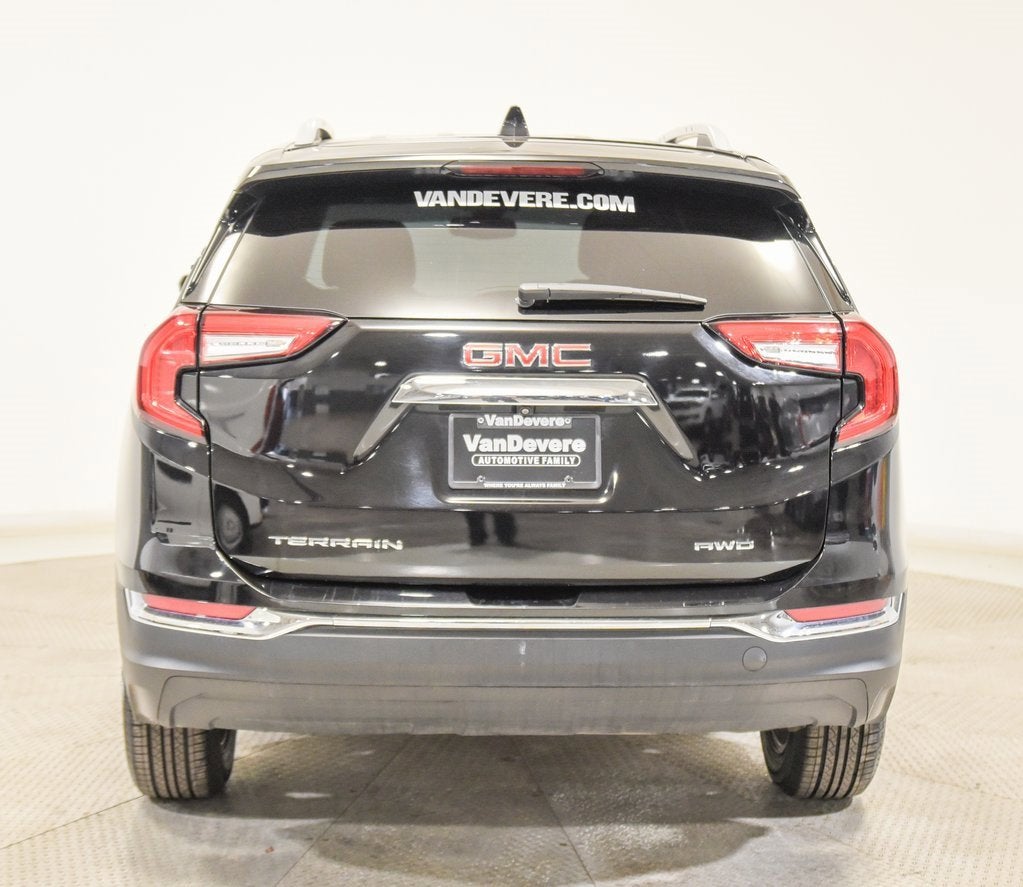 2023 GMC Terrain SLT