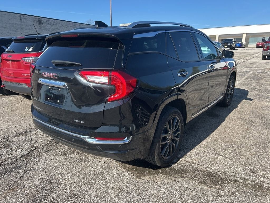 2023 GMC Terrain Denali