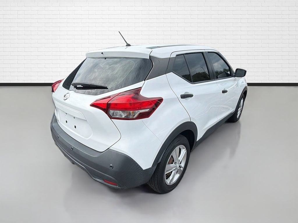 2020 Nissan Kicks S