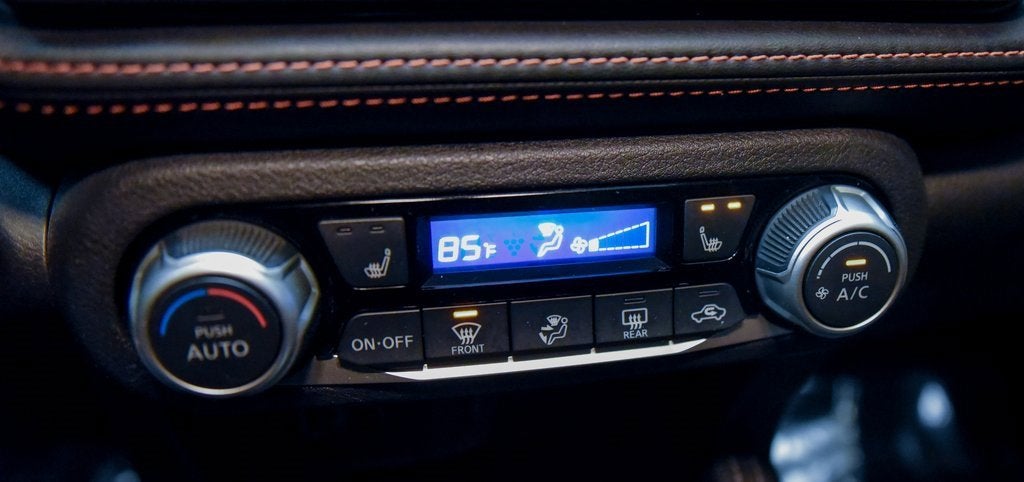 2019 Nissan Kicks SR