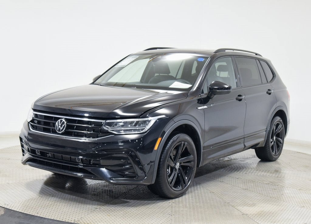 2024 Volkswagen Tiguan SE R-Line Black