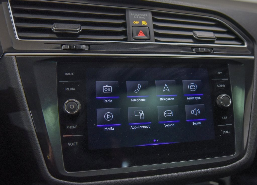 2024 Volkswagen Tiguan SE R-Line Black