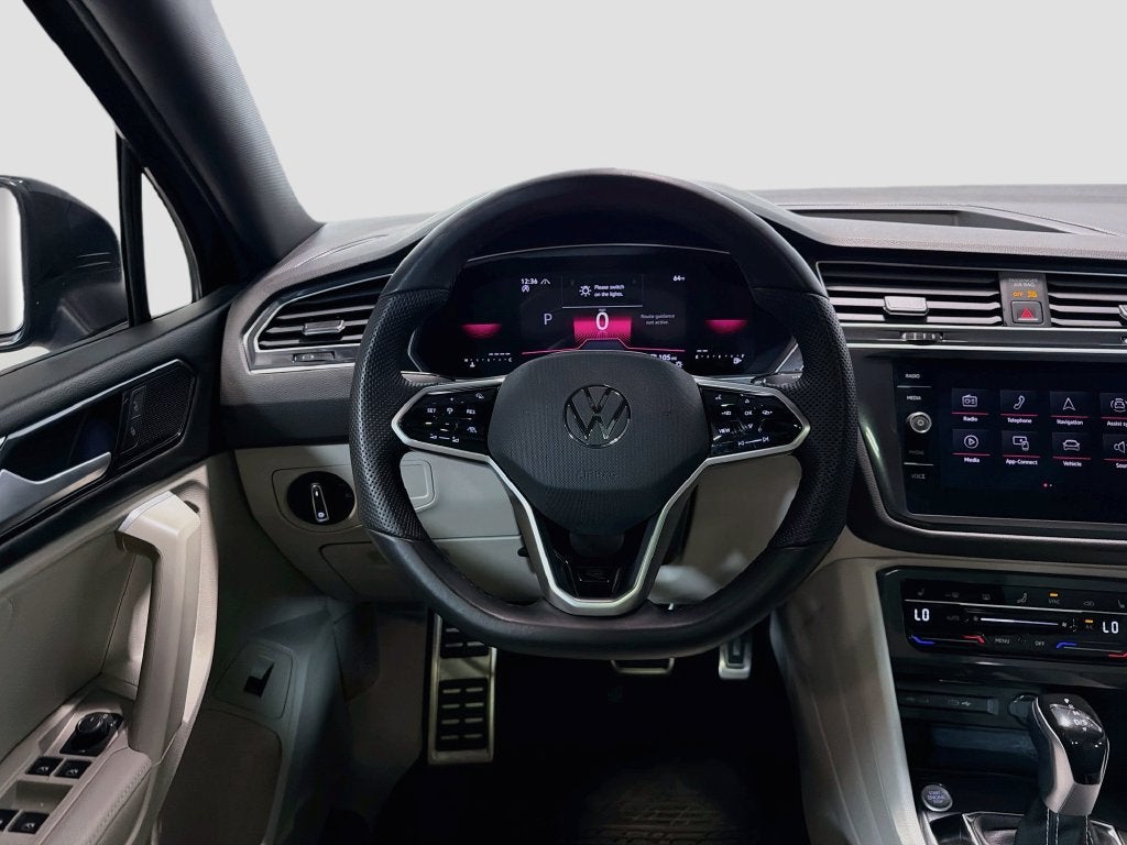 2024 Volkswagen Tiguan SE R-Line Black