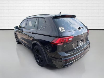 2024 Volkswagen Tiguan SE R-Line Black