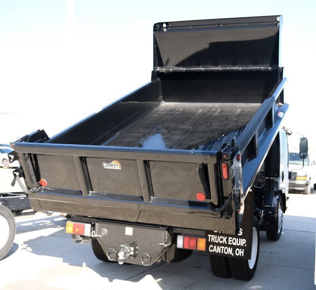 2025 Chevrolet Low Cab Forward 4500 HG NA