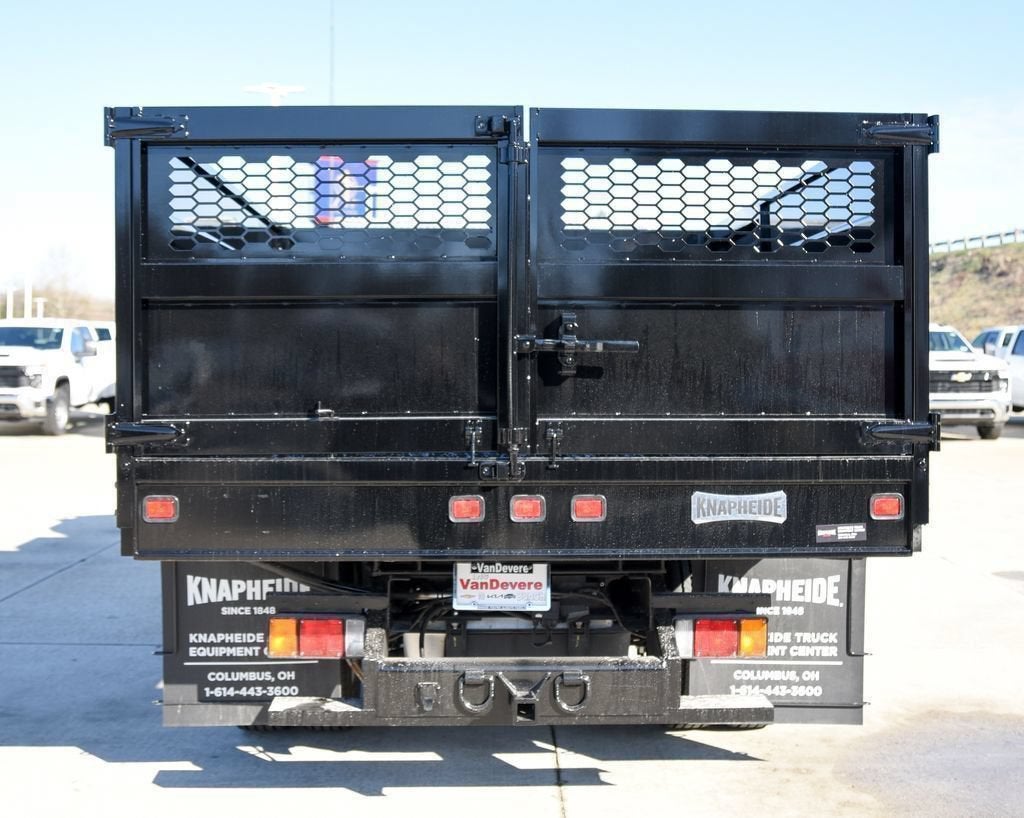 2025 Chevrolet Low Cab Forward 4500 HG NA
