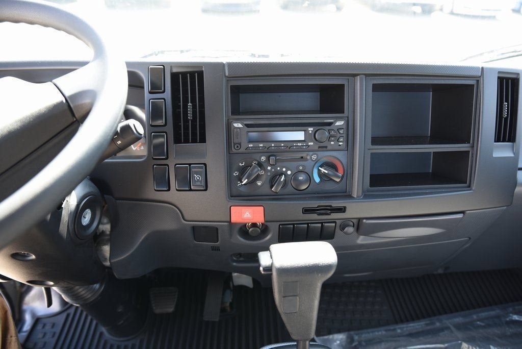 2025 Chevrolet Low Cab Forward 4500 HG NA